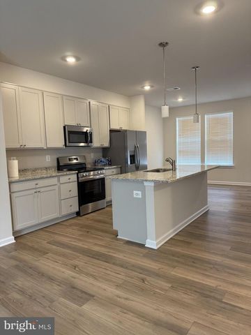 95 GRAY SILVER RD, Inwood, WV 25428