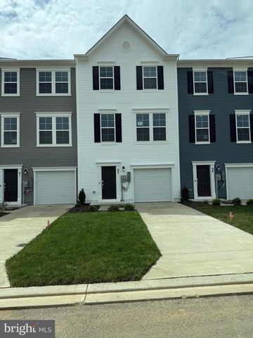 95 GRAY SILVER RD, Inwood, WV 25428