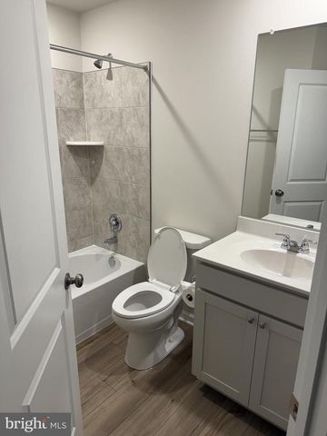 95 GRAY SILVER RD, Inwood, WV 25428