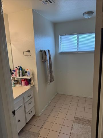 6881 Legalla Lane, Las Vegas, NV 89156