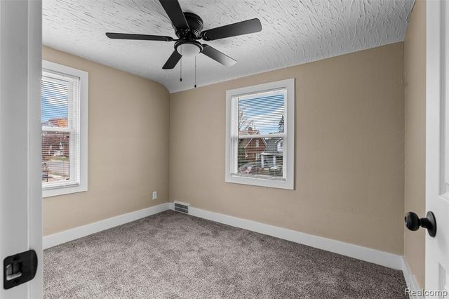 5250 Berkshire Street, Detroit, MI 48224