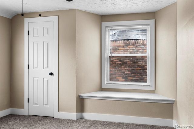 5250 Berkshire Street, Detroit, MI 48224