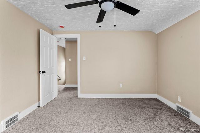 5250 Berkshire Street, Detroit, MI 48224