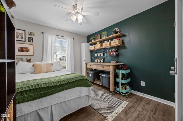 1041 Parkers Ridge Drive, Fuquay Varina, NC 27526