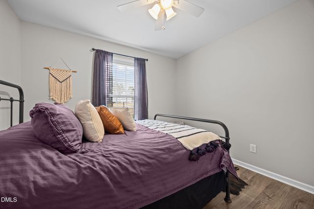 1041 Parkers Ridge Drive, Fuquay Varina, NC 27526