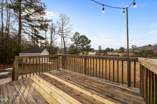 1041 Parkers Ridge Drive, Fuquay Varina, NC 27526