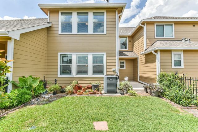 8513 Sunset Loch Drive, Spring, TX 77379