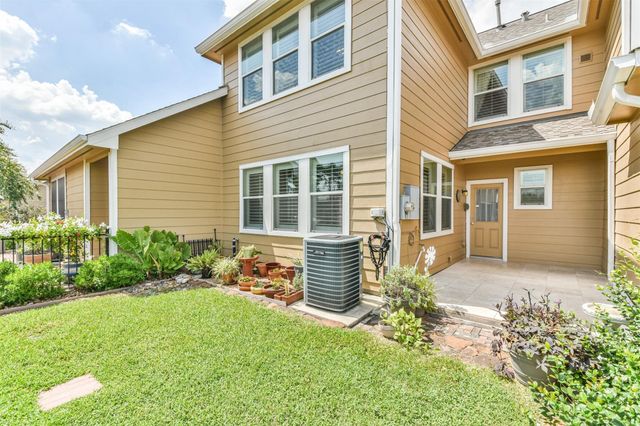 8513 Sunset Loch Drive, Spring, TX 77379