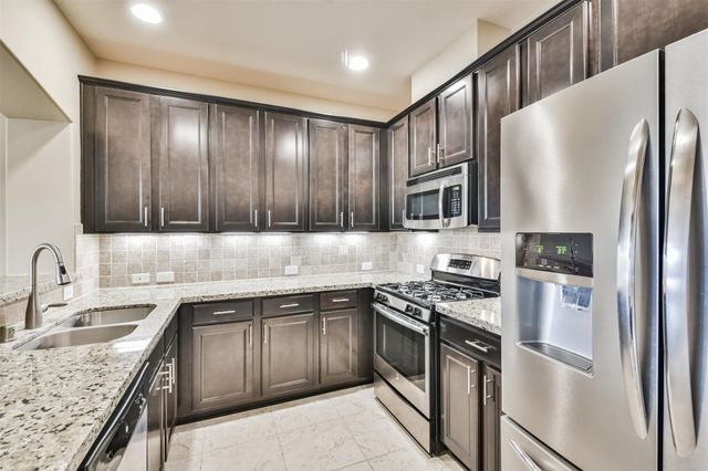 8513 Sunset Loch Drive, Spring, TX 77379