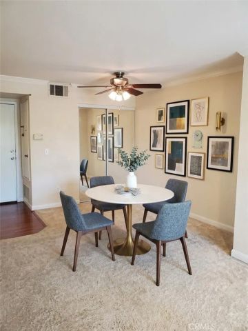 5545 Canoga Avenue 213, Woodland Hills, CA 91367