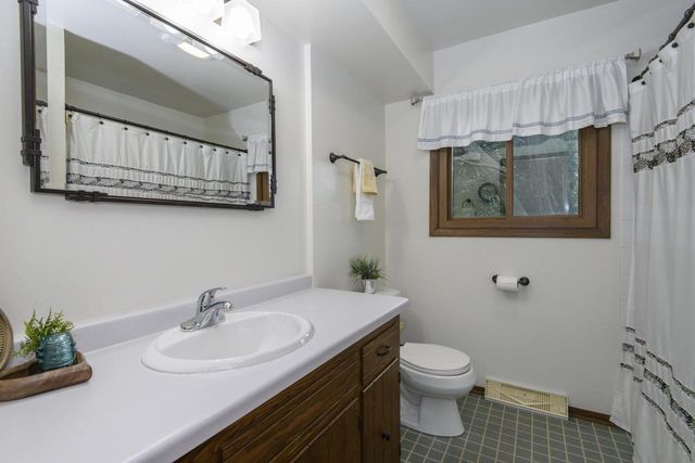 2601 Pendleton PLACE, Waukesha, WI 53188