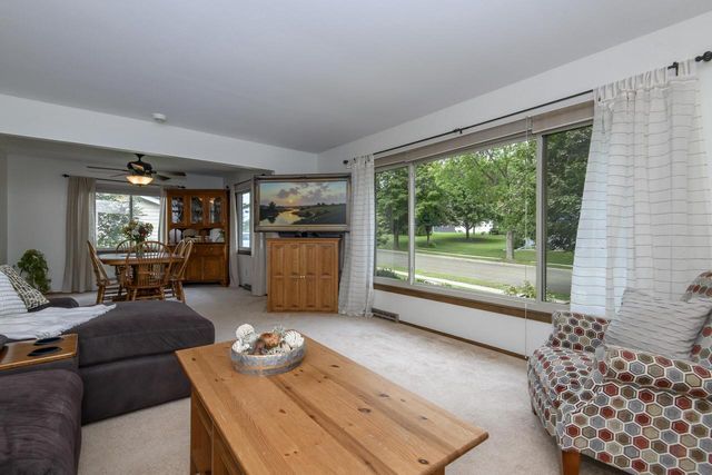 2601 Pendleton PLACE, Waukesha, WI 53188