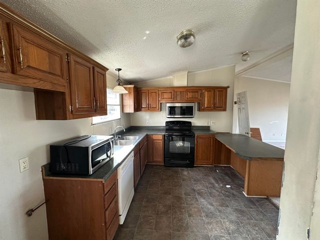 5619 Cates Bay Hwy., Conway, SC 29527