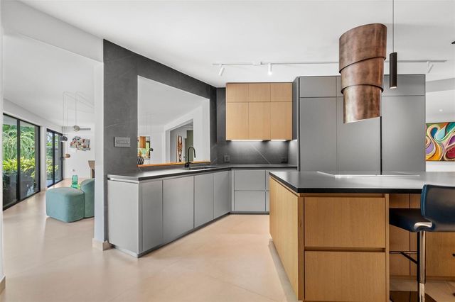 16 JARDIN STREET, Guaynabo, PR 00966