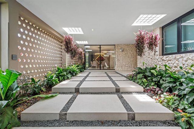 16 JARDIN STREET, Guaynabo, PR 00966