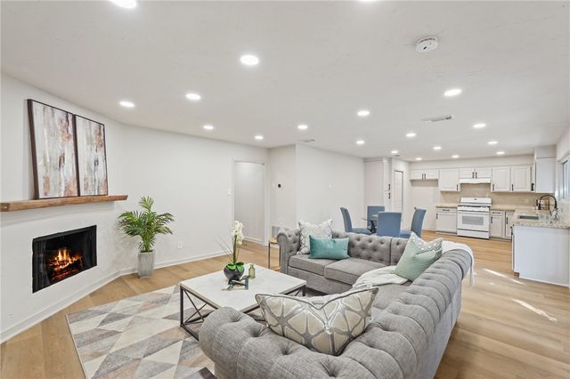 7716 Appomattox Drive, College Station, TX 77845