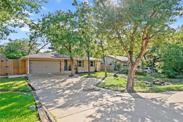 7716 Appomattox Drive, College Station, TX 77845