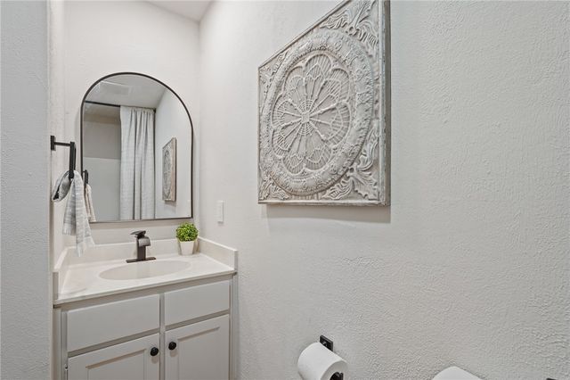 7716 Appomattox Drive, College Station, TX 77845