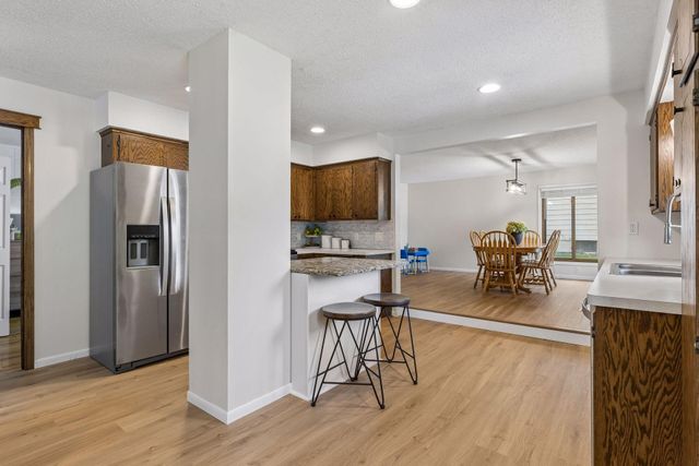6631 Oakwood Street, Rockford, MN 55373