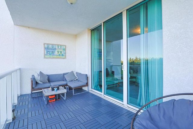 15051 Royal Oaks Lane 401, North Miami, FL 33181