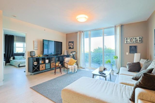 15051 Royal Oaks Lane 401, North Miami, FL 33181