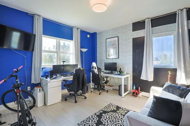 15051 Royal Oaks Lane 401, North Miami, FL 33181