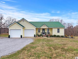 22 Lesley Lane # 21, Eddyville, KY 42038