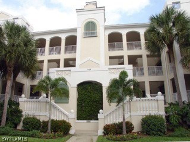 7709 Pebble Creek CIR 6-203, Naples, FL 34108