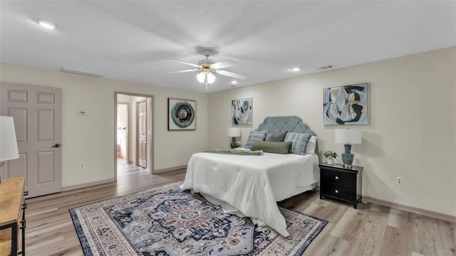 6828 FORESTWOOD DRIVE W, Lakeland, FL 33811