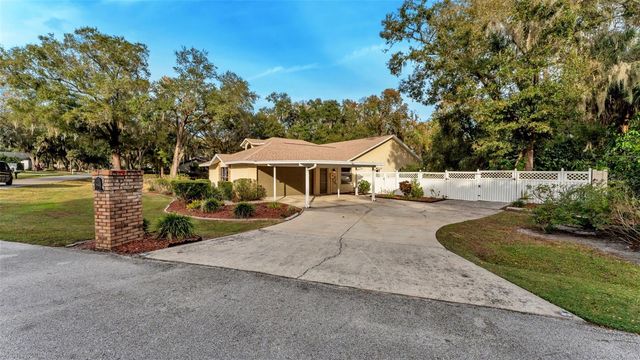 6828 FORESTWOOD DRIVE W, Lakeland, FL 33811