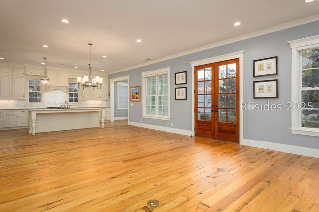 8 Crossbow Rd, Bluffton, SC 29910