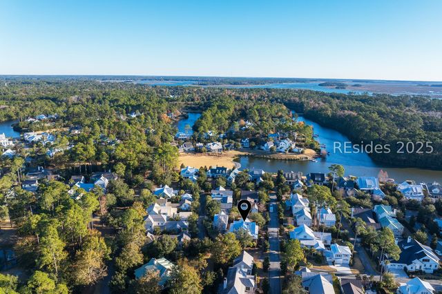 8 Crossbow Rd, Bluffton, SC 29910