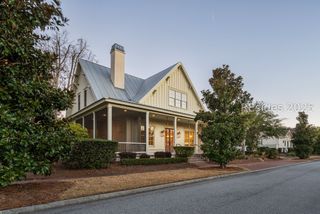 8 Crossbow Rd, Bluffton, SC 29910