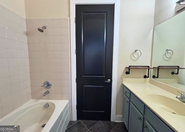 1195 Milton Terrace SE 2301, Atlanta, GA 30315