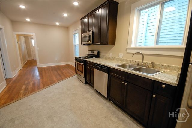 542 E Bolton Street, Savannah, GA 31401