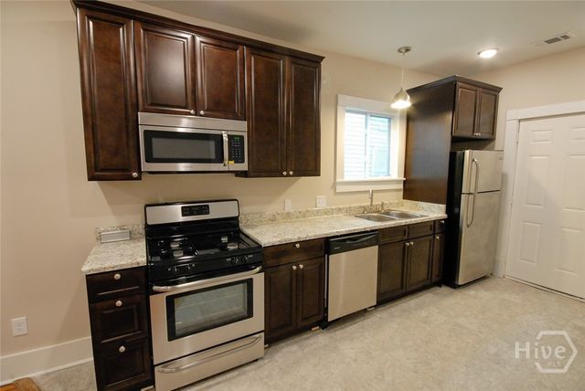 542 E Bolton Street, Savannah, GA 31401