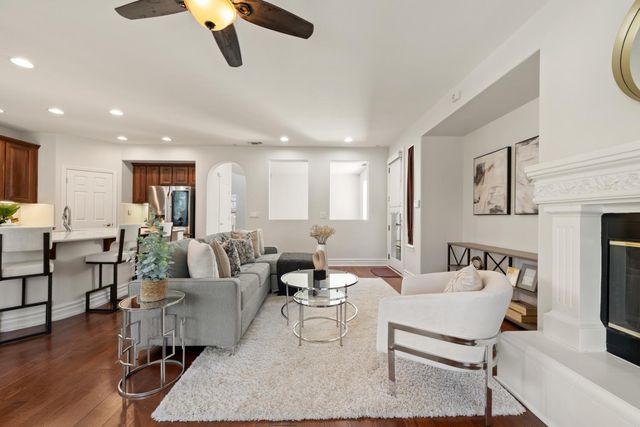 5960 Park Village St, Sacramento, CA 95822