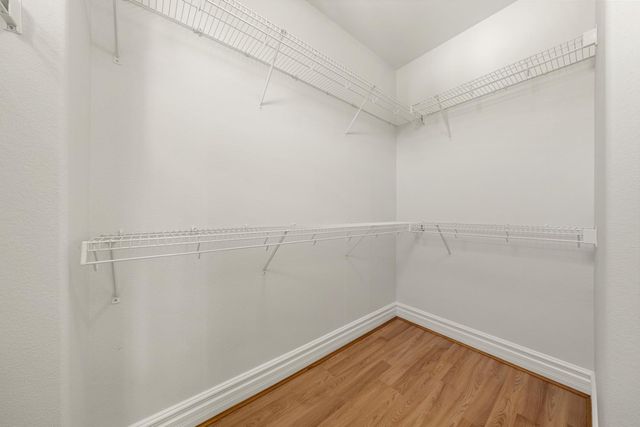 5960 Park Village St, Sacramento, CA 95822