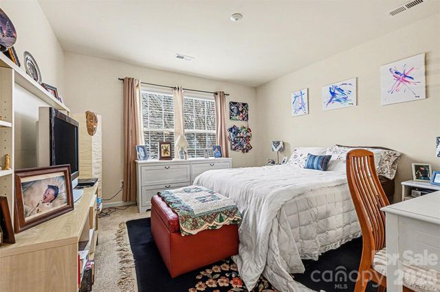 14262 Tamarack Drive, Charlotte, NC 28273