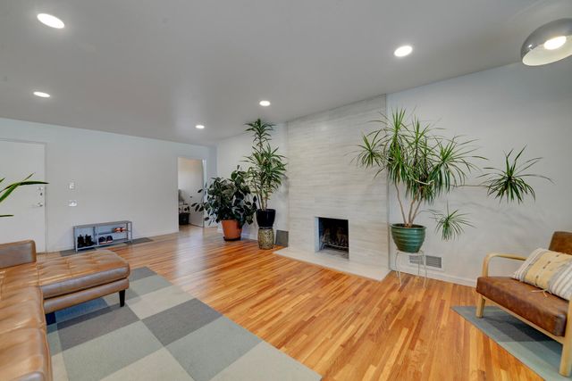 324 Chula Vista Place NE, Albuquerque, NM 87108