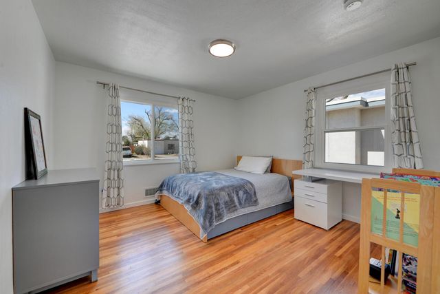 324 Chula Vista Place NE, Albuquerque, NM 87108