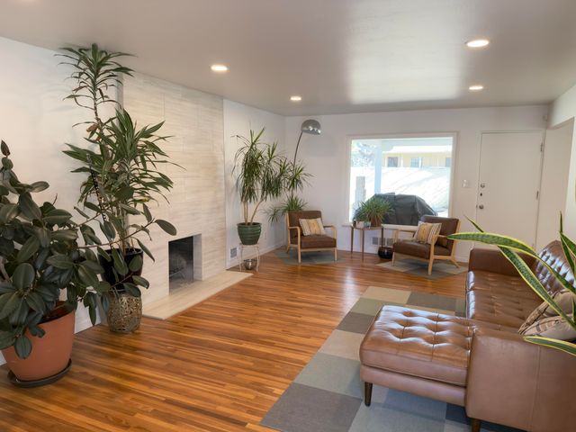 324 Chula Vista Place NE, Albuquerque, NM 87108