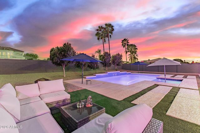 2997 E WILDHORSE Drive, Gilbert, AZ 85297