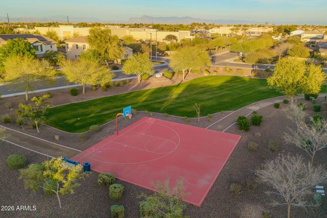 2997 E WILDHORSE Drive, Gilbert, AZ 85297