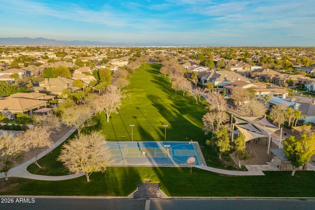 2997 E WILDHORSE Drive, Gilbert, AZ 85297