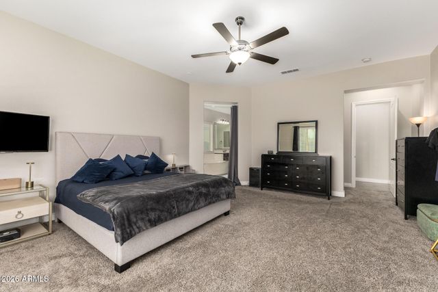 2997 E WILDHORSE Drive, Gilbert, AZ 85297