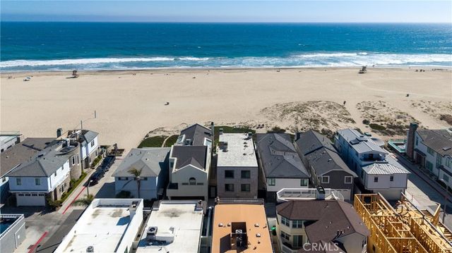 7204 W Oceanfront, Newport Beach, CA 92663