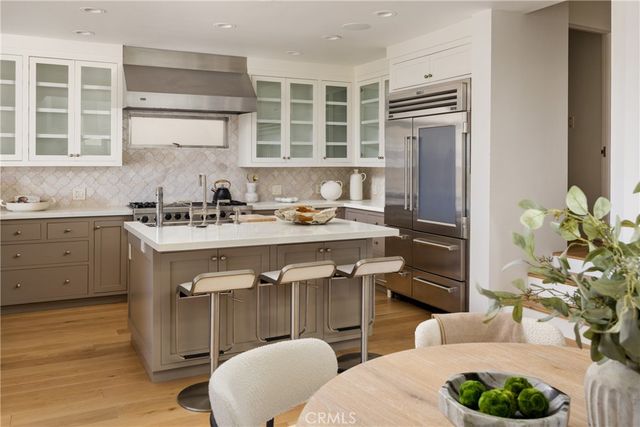 7204 W Oceanfront, Newport Beach, CA 92663