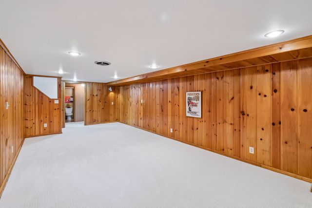 1709 Preston Lane, Hopkins, MN 55343