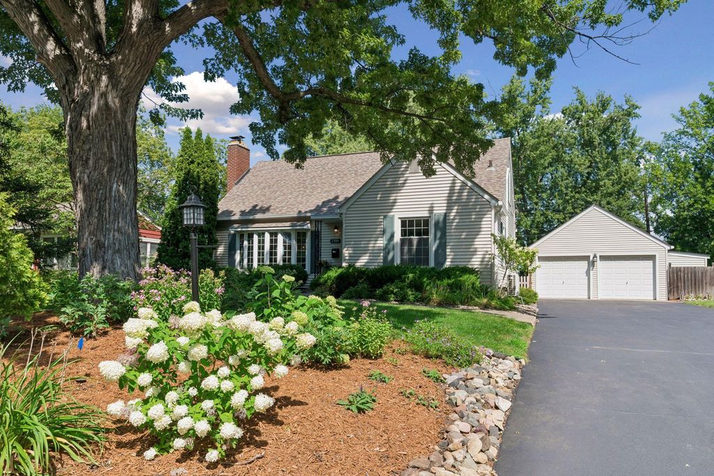 1709 Preston Lane, Hopkins, MN 55343 — photo 3